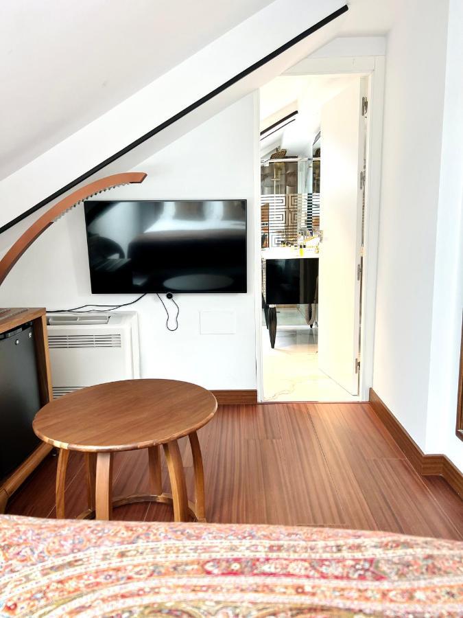 מאלגה Anahita Boutique Hotel מראה חיצוני תמונה