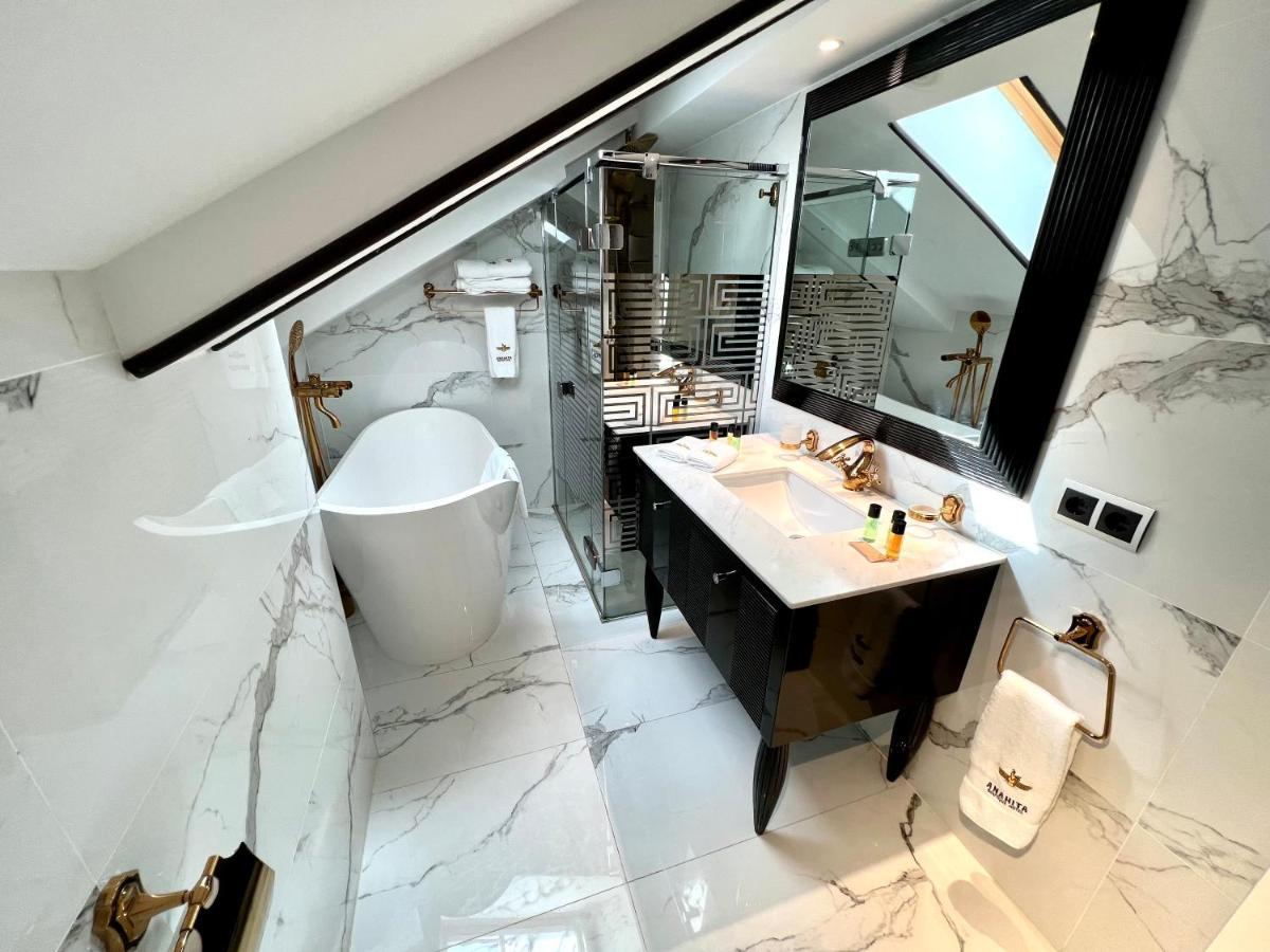 מאלגה Anahita Boutique Hotel מראה חיצוני תמונה