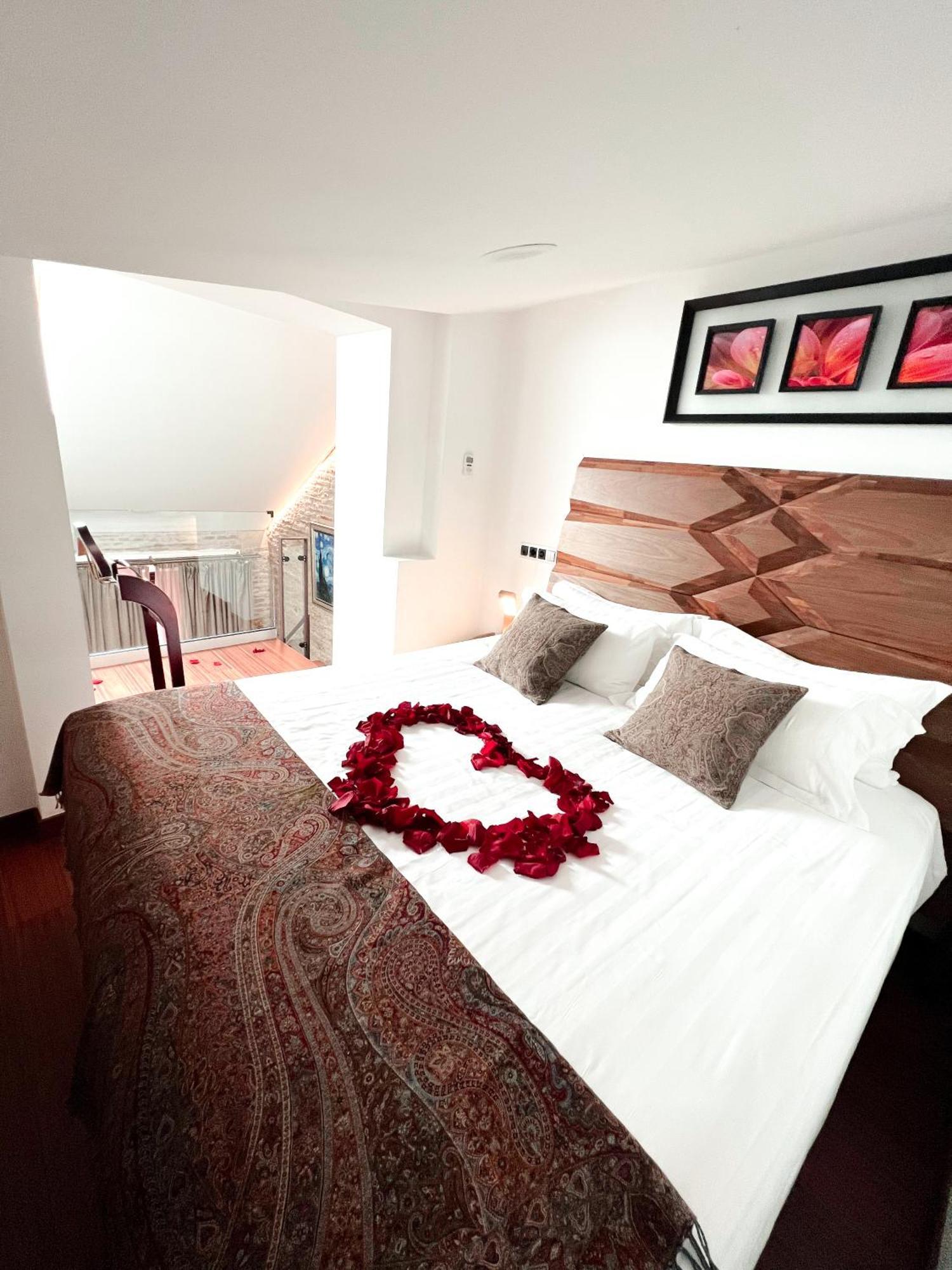 מאלגה Anahita Boutique Hotel מראה חיצוני תמונה