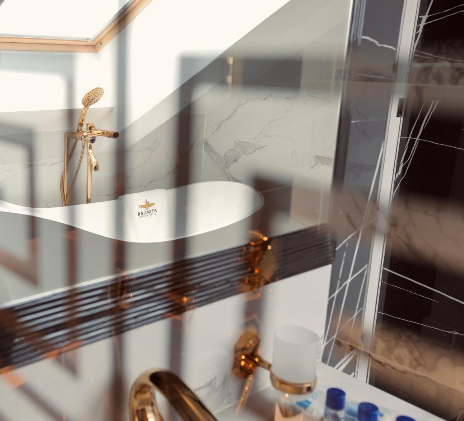 מאלגה Anahita Boutique Hotel מראה חיצוני תמונה
